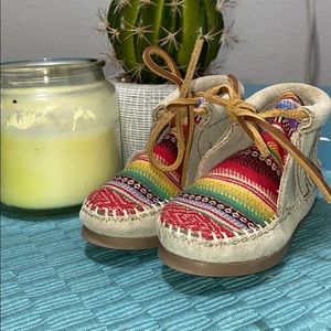 Minnetonka children’s moccasins